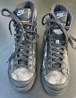 Nike SB Zoom Blazer Mid NEU UNGETRAGEN Größe 37,5 München - Berg-am-Laim Vorschau
