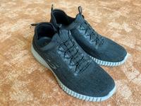 Skechers Air-Cooled Memory Foam — Größe 45 Berlin - Hellersdorf Vorschau