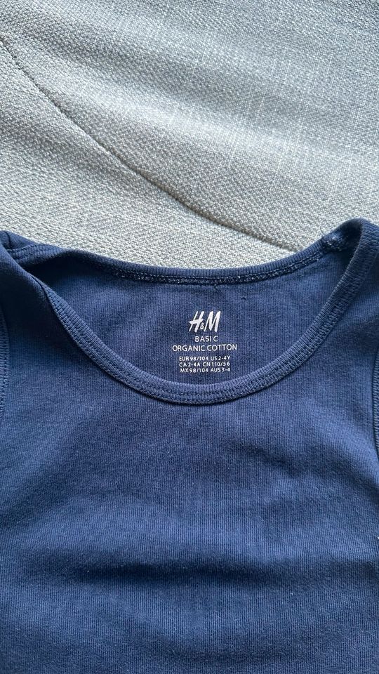 Unterhemd für Kinder H&M in Gr.98/104 neuwertig-5€ in Braunschweig