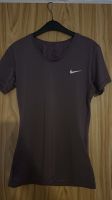 Nike Shirt T-Shirt Gr.M Original top Zustand Hessen - Körle Vorschau