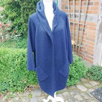 Strickjacke lang Mantel Kapuze dunkelblau one size Zwillingsherz Niedersachsen - Hermannsburg Vorschau