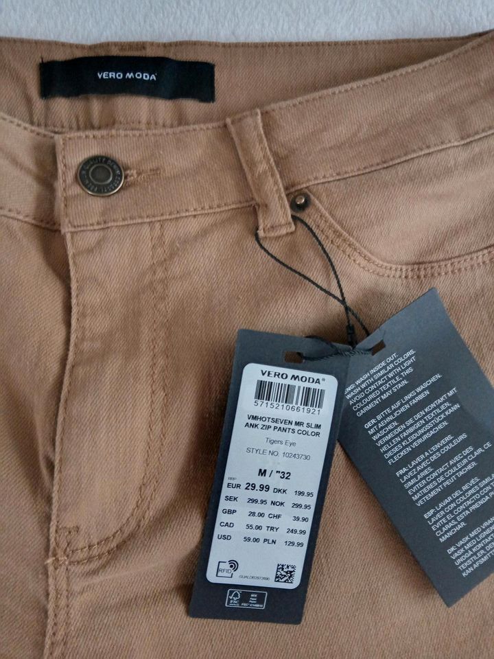 Vero Moda Hose, Neu mit Etikett Größe M/32 in Hörselberg-Hainich