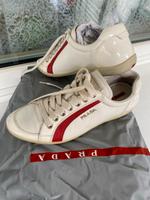 Prada linia rossa Sneakers 36,5 Karton Staubbeutel Rheinland-Pfalz - Mainz Vorschau