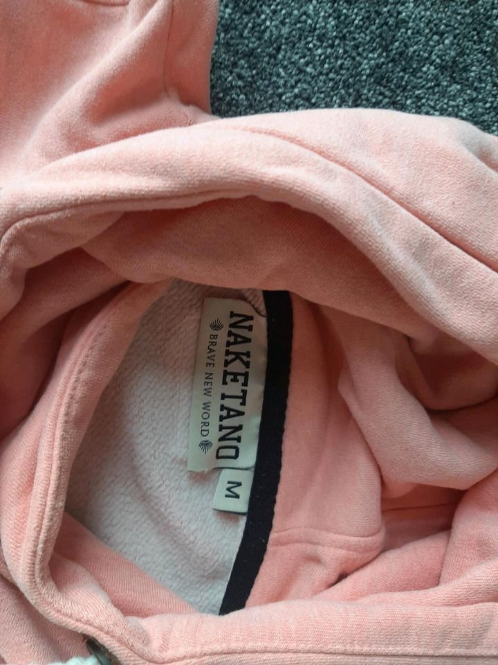 Naketano Hoddie Pullover rosa/lachs Größe M in Obergriesbach