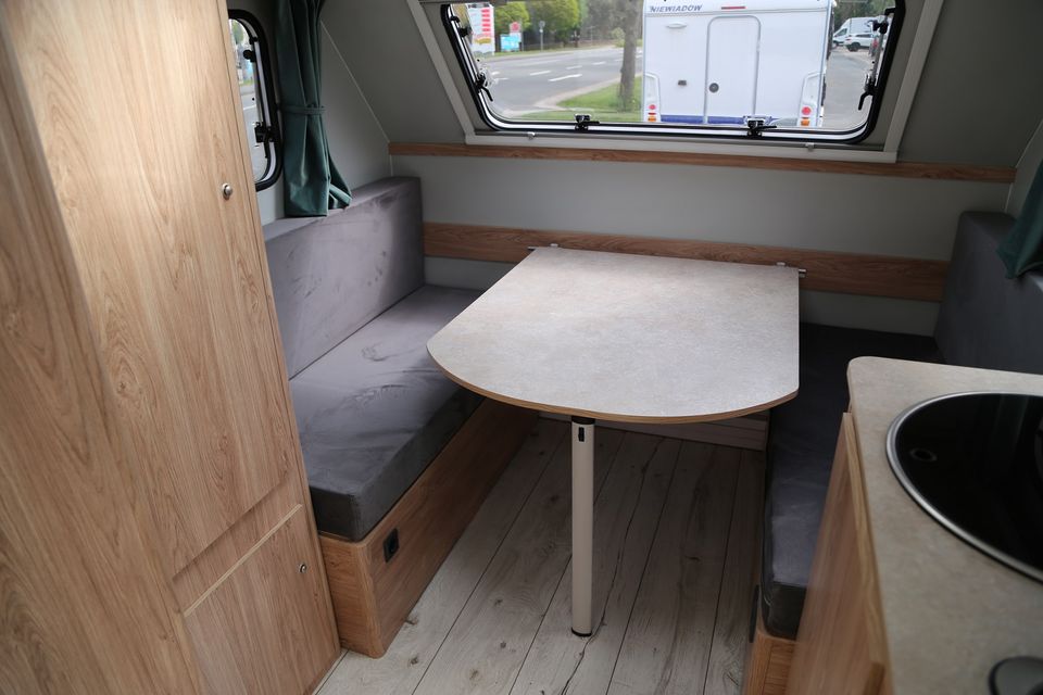 SALE! Wohnwagen Caravan Niewiadow 395x205x182cm 1000kg zGG in Seesen