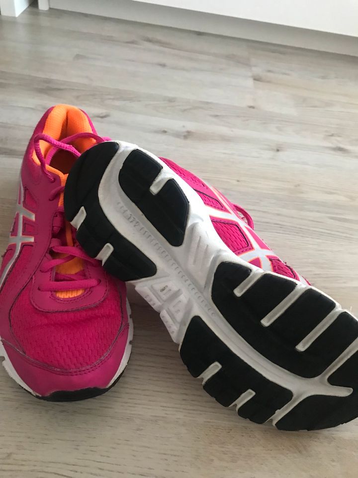 Oasics Sportschuhe 36 in Recklinghausen