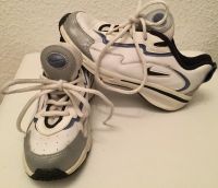 Nike Kinderturnschuh in Größe 33,5 Berlin - Spandau Vorschau