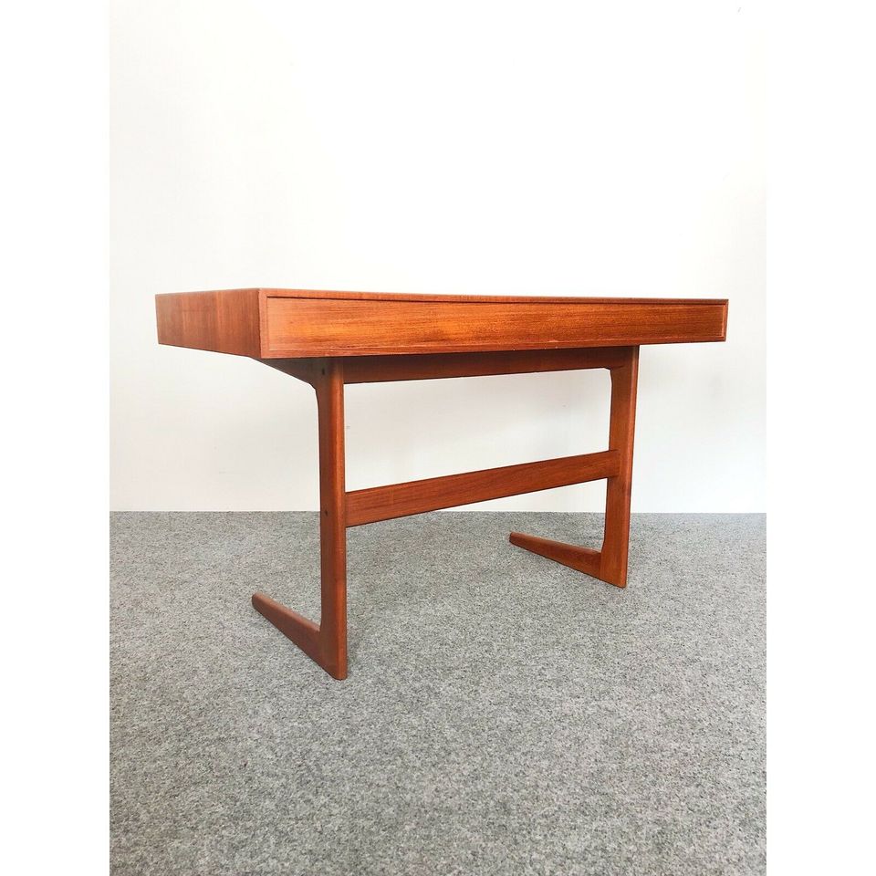 ANKAUF SUCHE   Georg Petersens TEAK Lady Desk DANISH DESIGN in Centrum