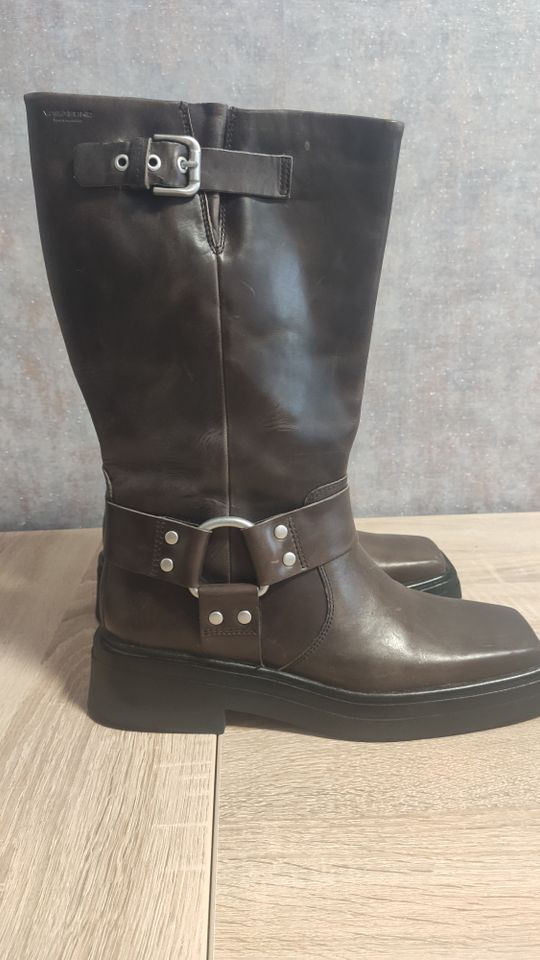 VAGABOND Stiefel Leder braun 39 in Saarbrücken