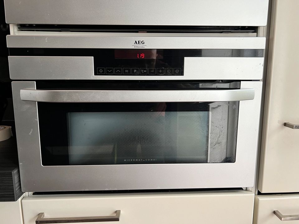 Weiße Brynzeel L Küche mit E-Geräten in Reipoltskirchen