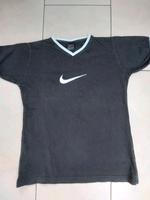 Nike Tshirt in Gr S schwarz Bayern - Sulzbach a. Main Vorschau