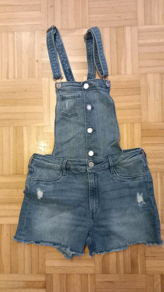 Latzhose jeans kurz Gr.170 in Ahlen