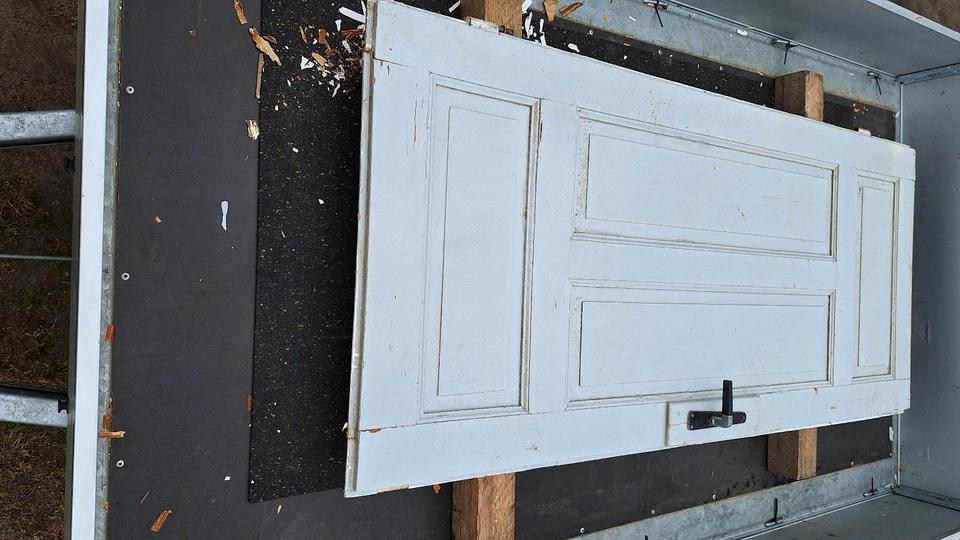 Alte Tür Deko Holztreppe Garten in SachsenAnhalt Aken kleinanzeigen.de