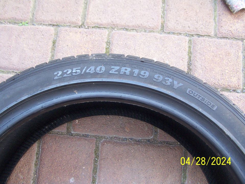 4 x Sommerreifen KUMHO 225/40ZR19 93Y ca.6mmProfil DOT52/19 in Gotha