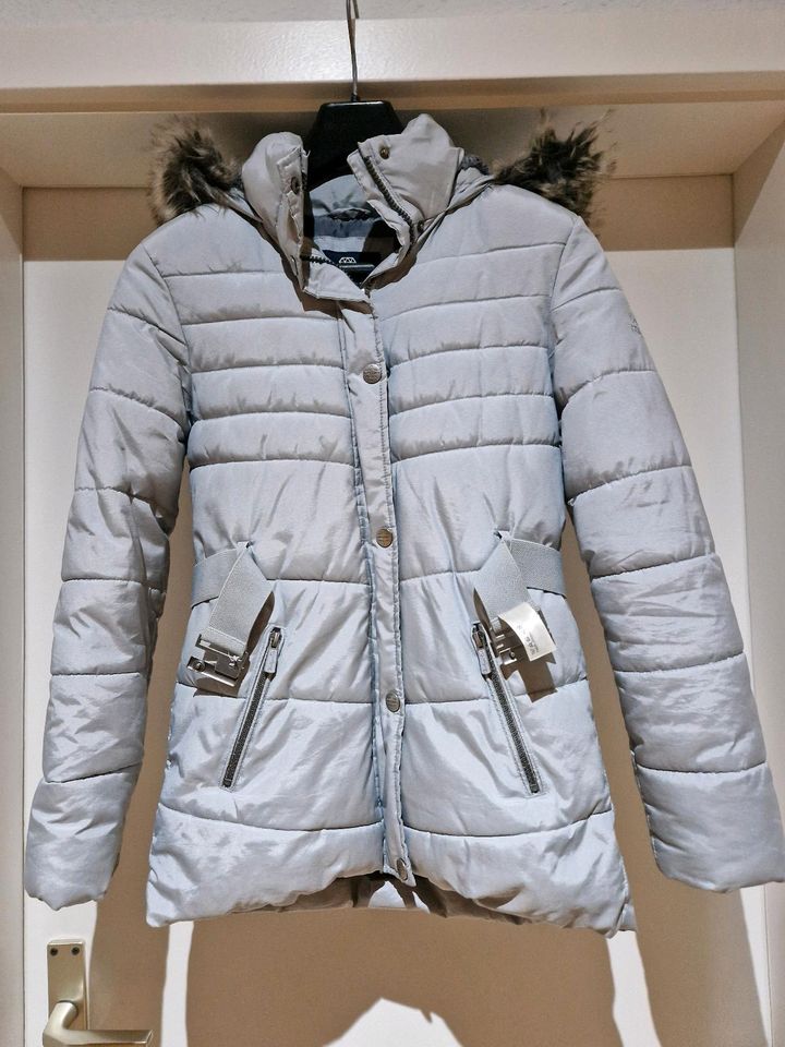 Winterjacke, Steppjacke, Gr. 152, C&A, Mädchen in Dresden