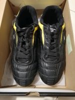 Fußball Schuhe/Stollen Schuhe /Gr. 34 Niedersachsen - Garbsen Vorschau