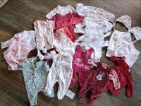 Kleiderpaket Mädchen 50,Bodys,Strampler, Schlafanzug, Hosen Baden-Württemberg - Elzach Vorschau