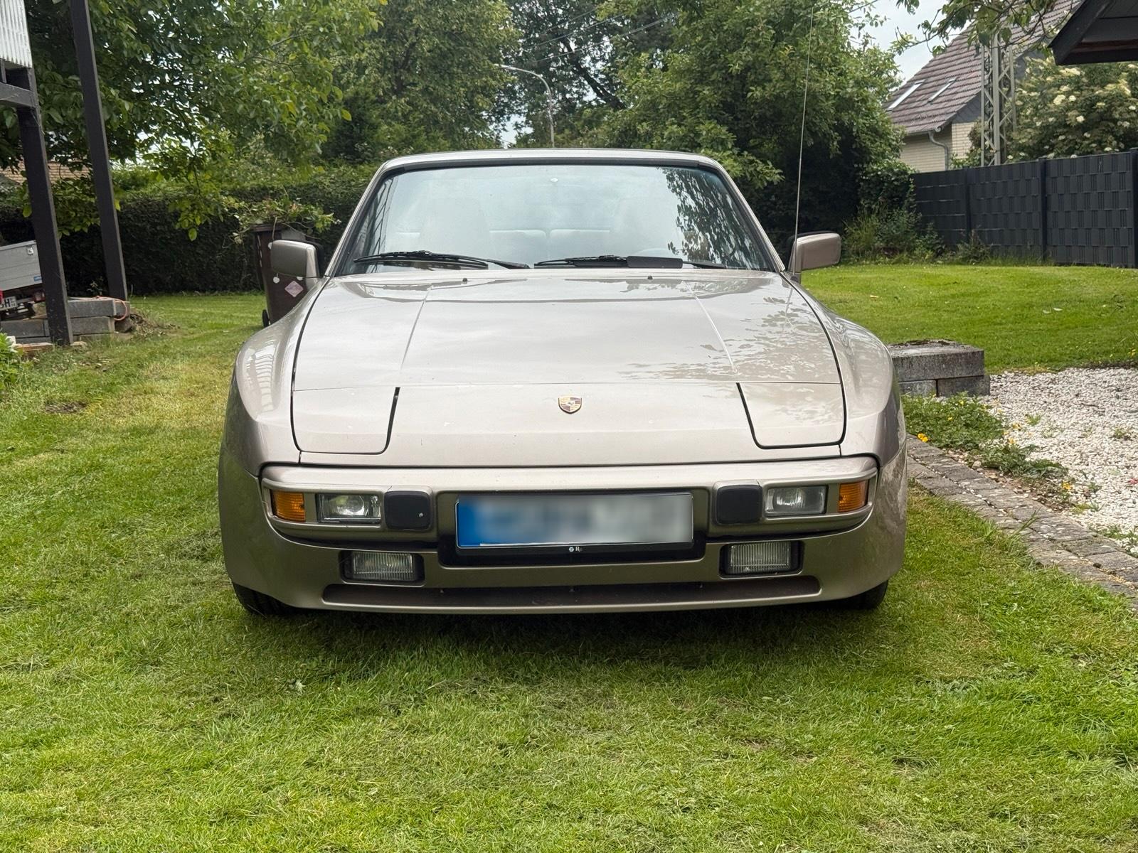 Abbildung des Autos Porsche 944