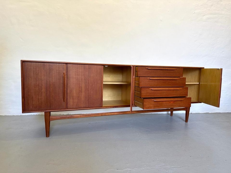 Heinrich Rienstenpat Teak Sideboard original 60er 70er Retro in Berlin