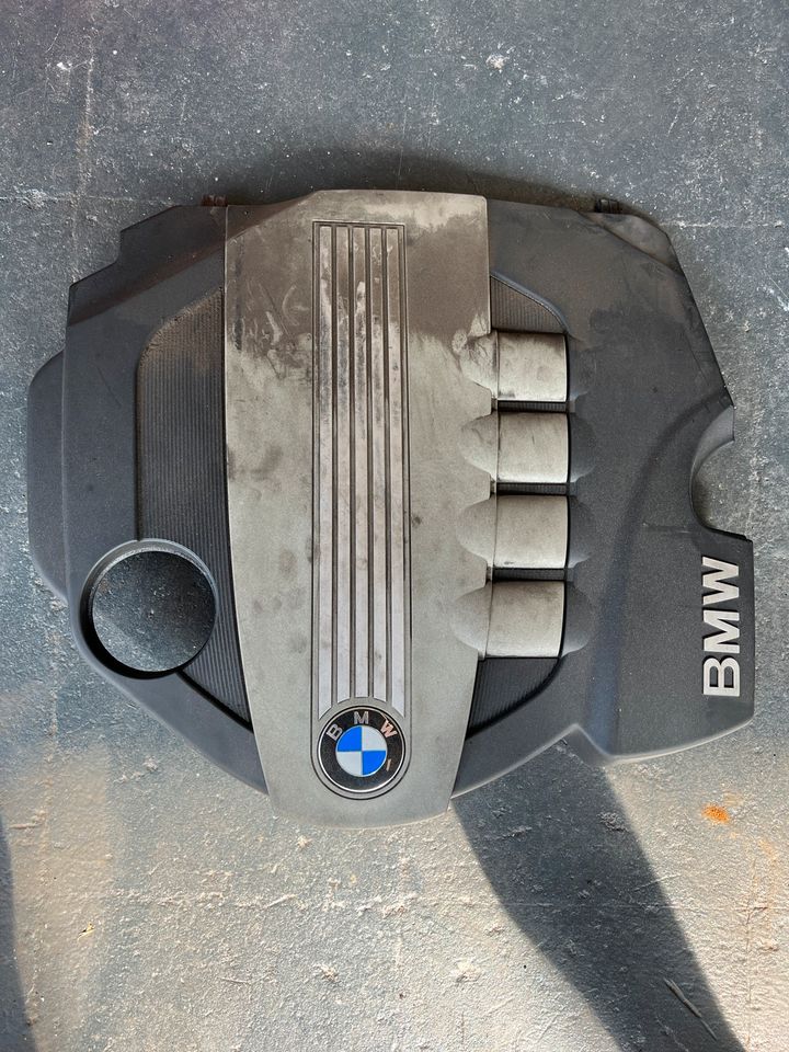 BMW e90 e92 e93 e87 e88 N47 Motorabdeckung 2.0d in Kürten