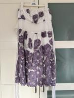 Schönes weißes Kleid mit lila Blumen Hamburg - Harburg Vorschau