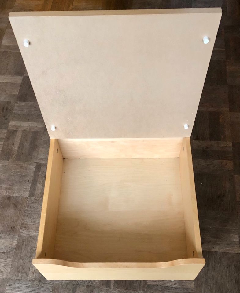Ikea „Journalist“ kleiner Rolltisch Beistelltisch Birkefurnier in Datteln
