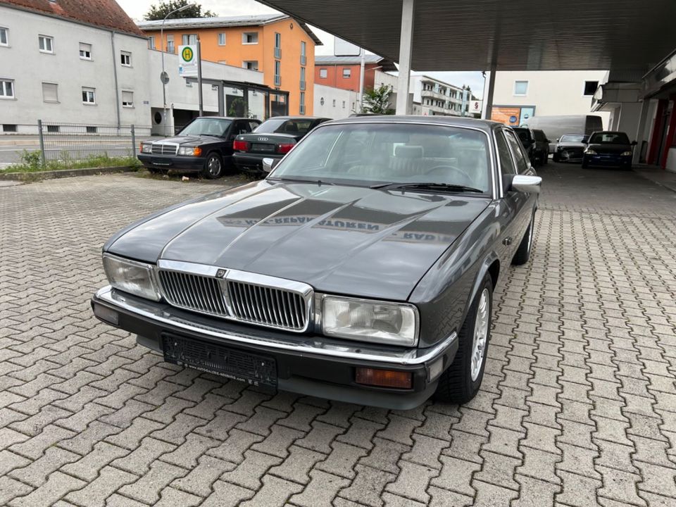 Jaguar XJ40 El. Sitze*SHZ*Automatik*Schiebdach*Tempomat in Ingolstadt