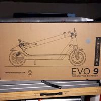 Elektroroller Momodesign EVO 9 Neu Hessen - Bruchköbel Vorschau