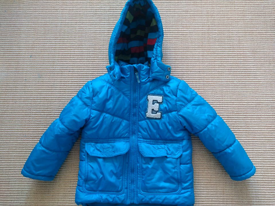 Winterjacke Marke Esprit Gr. 92 98 in Filderstadt