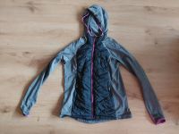 Funktionsjacke Sportjacke von H&M  Größe M Bayern - Bad Endorf Vorschau