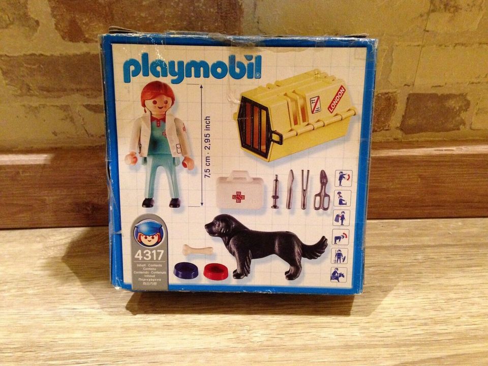 Tierärztin mit Hund und Flugbox von Playmobil zu verkaufen! in Versmold