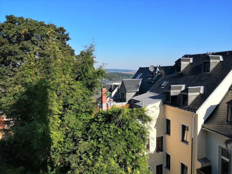2-Zimmer-Wohnung: Blick auf die St. Annenkirche inklusive! in Annaberg-Buchholz