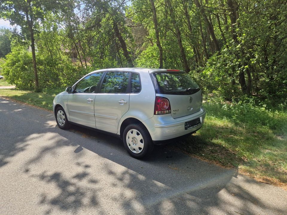 VW Polo 1.2 Bj 2005 Tüv noch 1 Jahr in Soltau