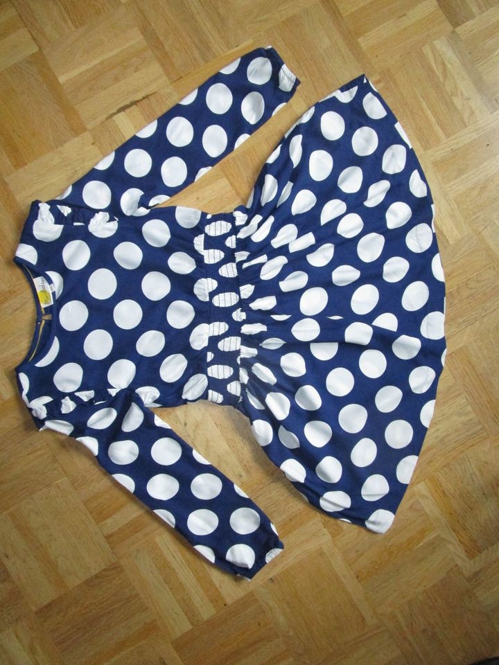 Boden Kleid Polka Dots Gr. 8-9 134 wie neu in Dortmund