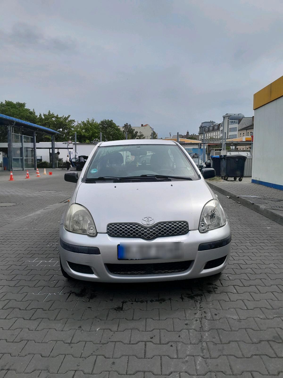 Abbildung des Autos Toyota yaris