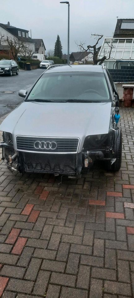 Audi A6 Avant 2.5 TDI quattro 4B Baujahr 2005 automatik in Schauenburg