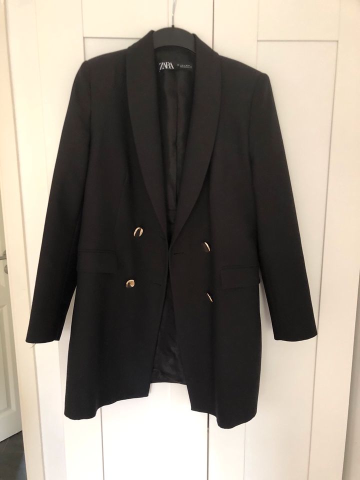 Damen Jacke von Zara schwarz in Gladbeck