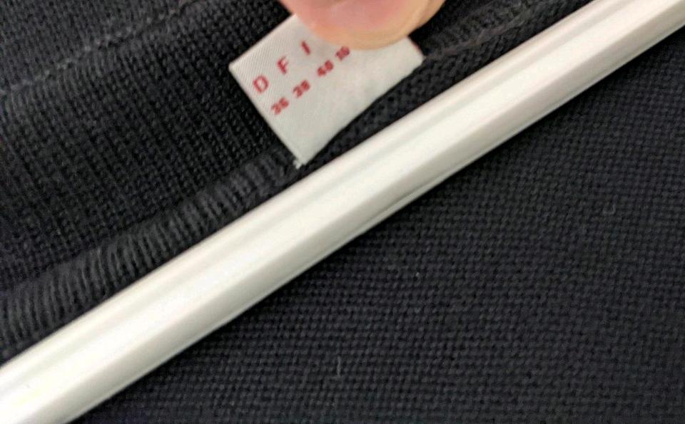 s.Oliver Strickkleid Kleid schwarz kurzarm Gr. 36 neuwertig in Werl