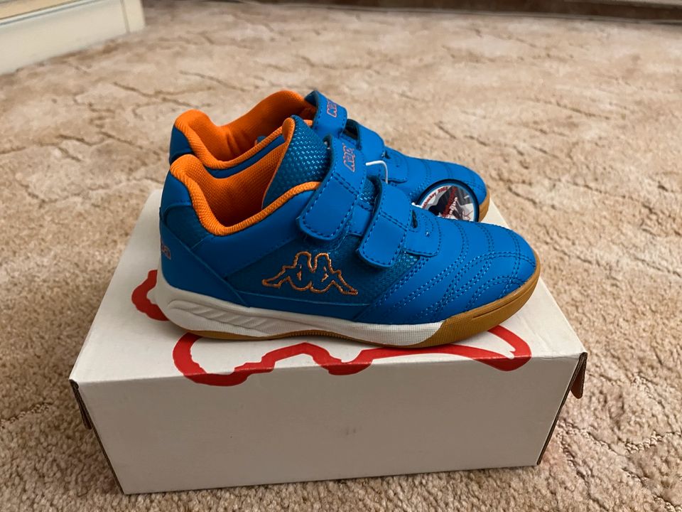 Kappa Turnschuhe Hallenschuhe Sneaker Klett blau 30 neu Karton in  Sachsen-Anhalt - Bitterfeld | Gebrauchte Kinderschuhe Größe 30 kaufen |  eBay Kleinanzeigen ist jetzt Kleinanzeigen