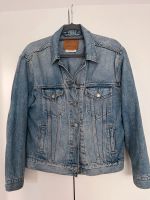 Levis jeansjacke ex Boyfriend Trucker / M Hamburg-Nord - Hamburg Eppendorf Vorschau