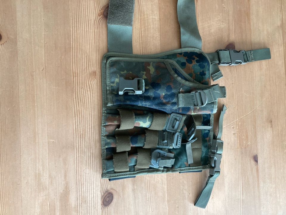 Bundeswehr Pistolenholster in Mengen