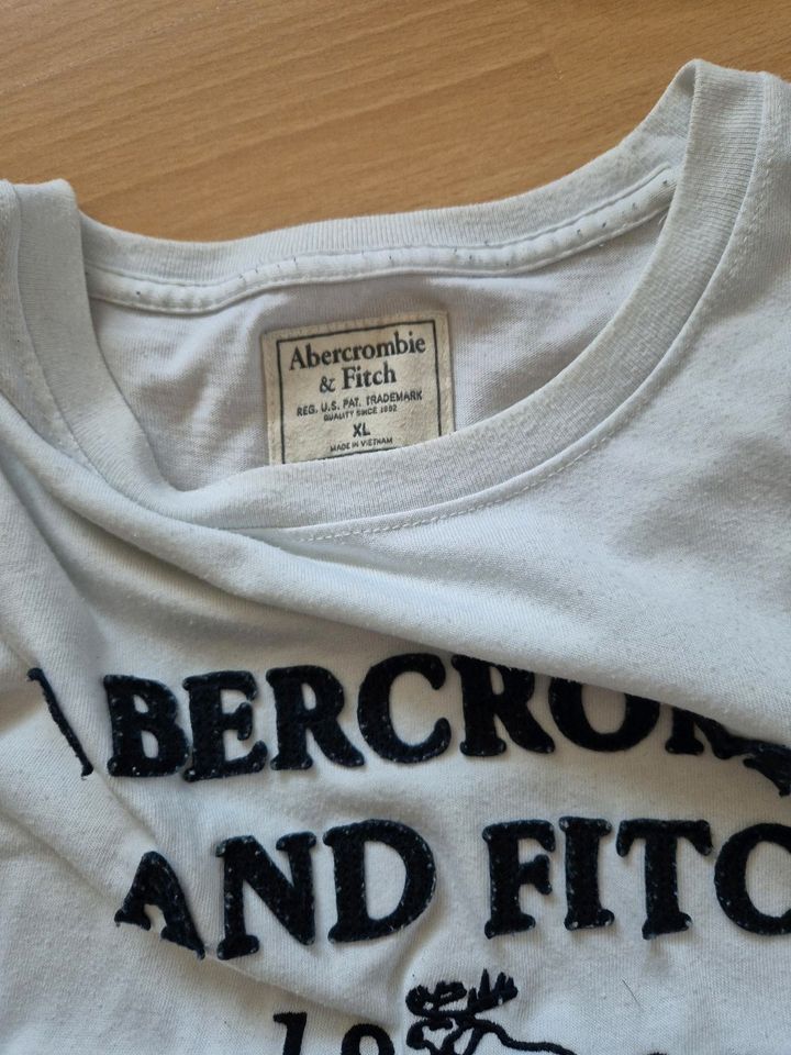 T-Shirt Abercrombie.... in Wennigsen