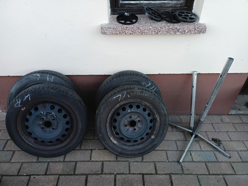 4 Kompletträder mit Sommerreifen 155/65 R14 75T für Citroen C1 in Bad Dueben