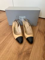 Orig. Chanel Slingback Pumps Gr. 39 Beige/Dunkelblau Hessen - Neu-Isenburg Vorschau