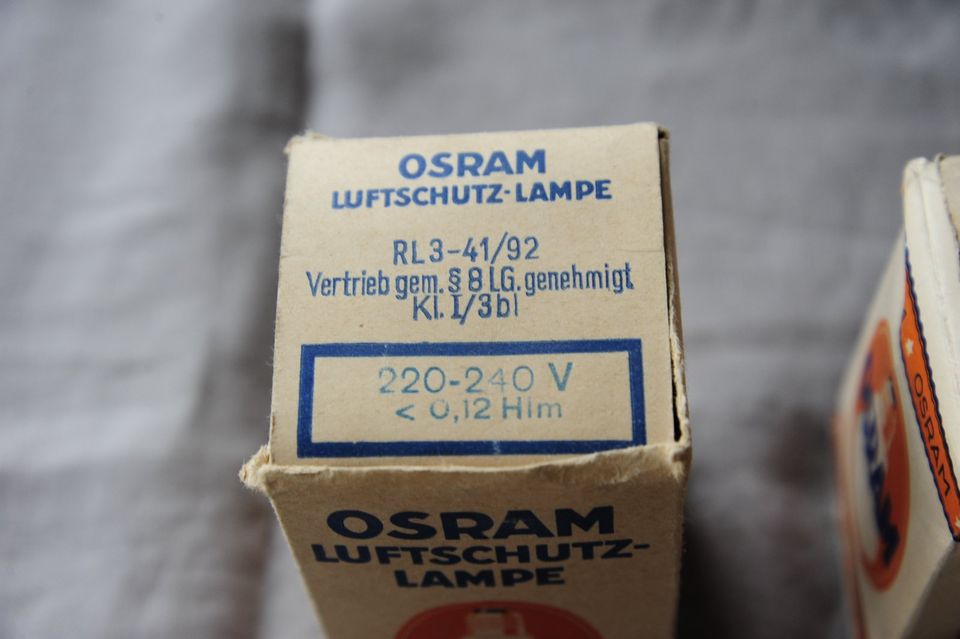 Osram Luftschutz Lampe  Blaulicht Glühlampe Reihe Z. In defekter Um