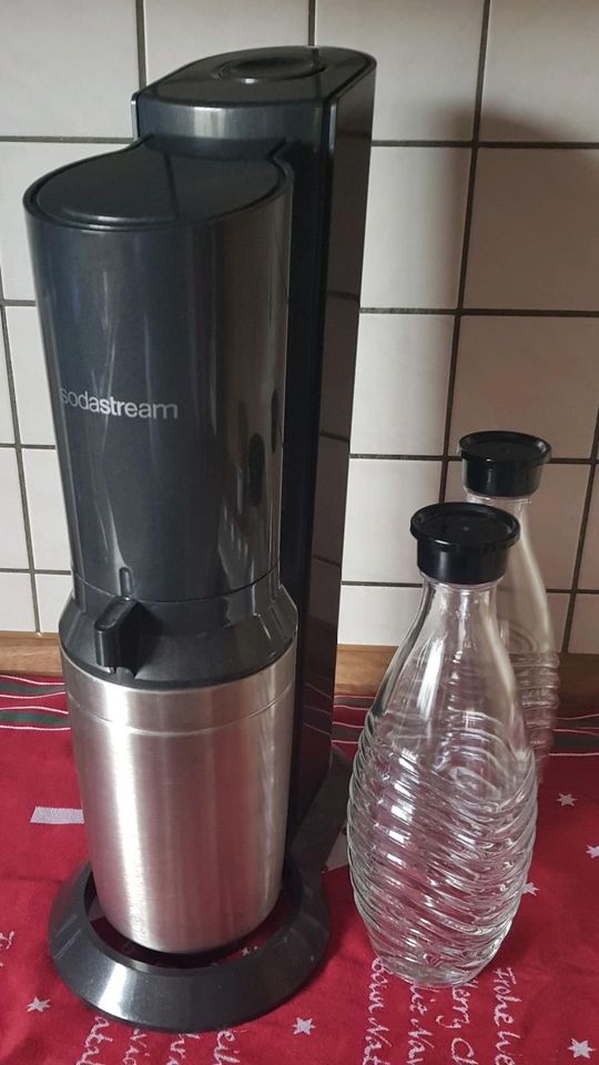 Sodastream Crystal 2.0 Wassersprudler mit 3 Glasflaschen in Berlin