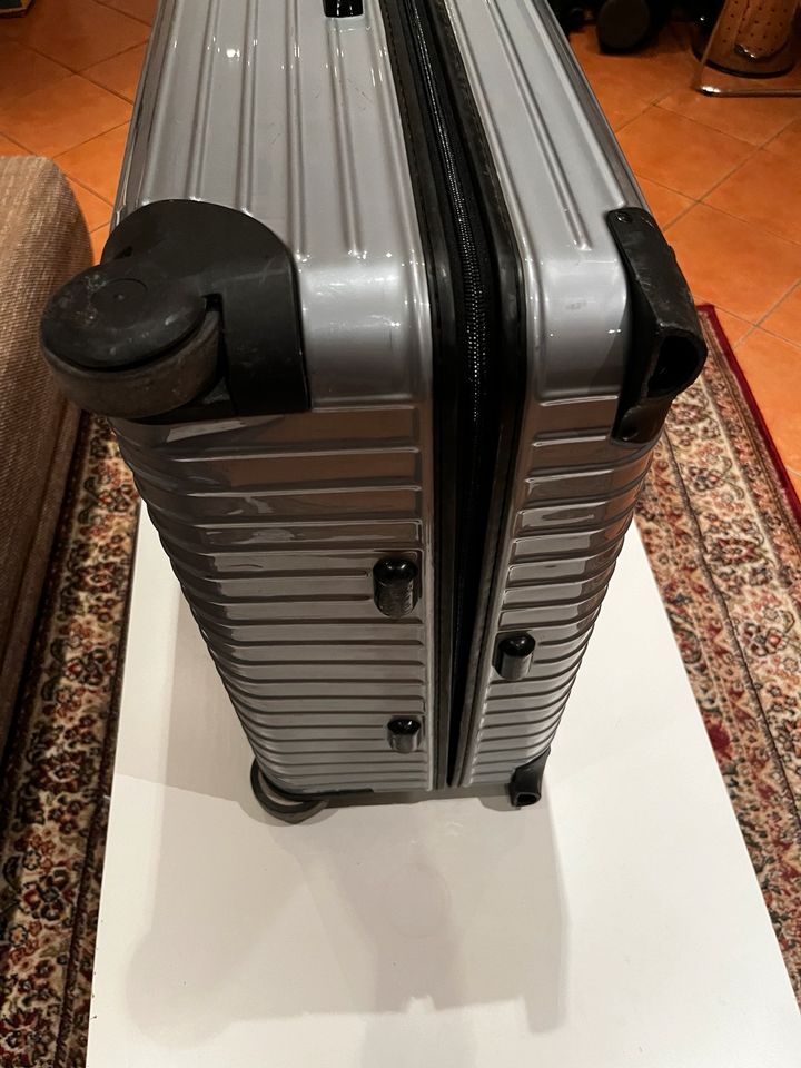 Rimowa Salsa (Griff rutscht raus) Koffer in Offenbach