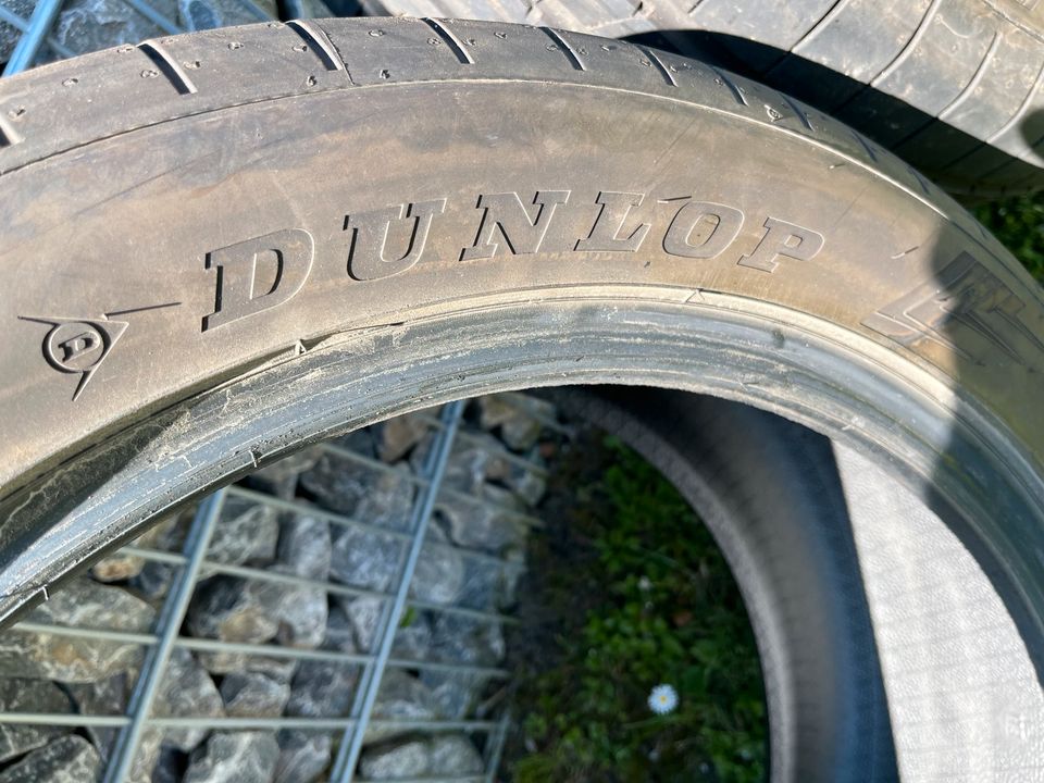 Dunlop Sommerreifen 265/45R21 in Borgentreich