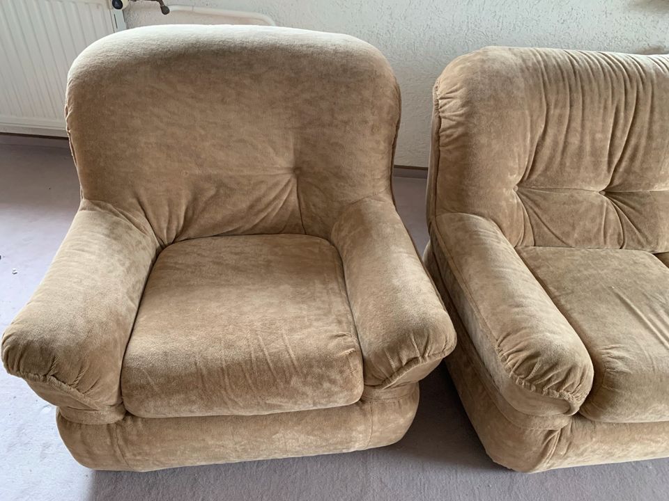 Sofa und Sessel zu verschenken in Würzburg