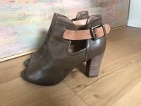 Ankle Boots/ Sandalen/ von Clark’s Gr. 39,5 Hessen - Gernsheim  Vorschau